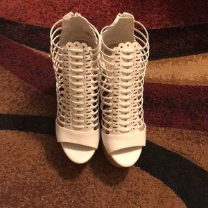 White High Wedge Shoe dazzle Size 7.5